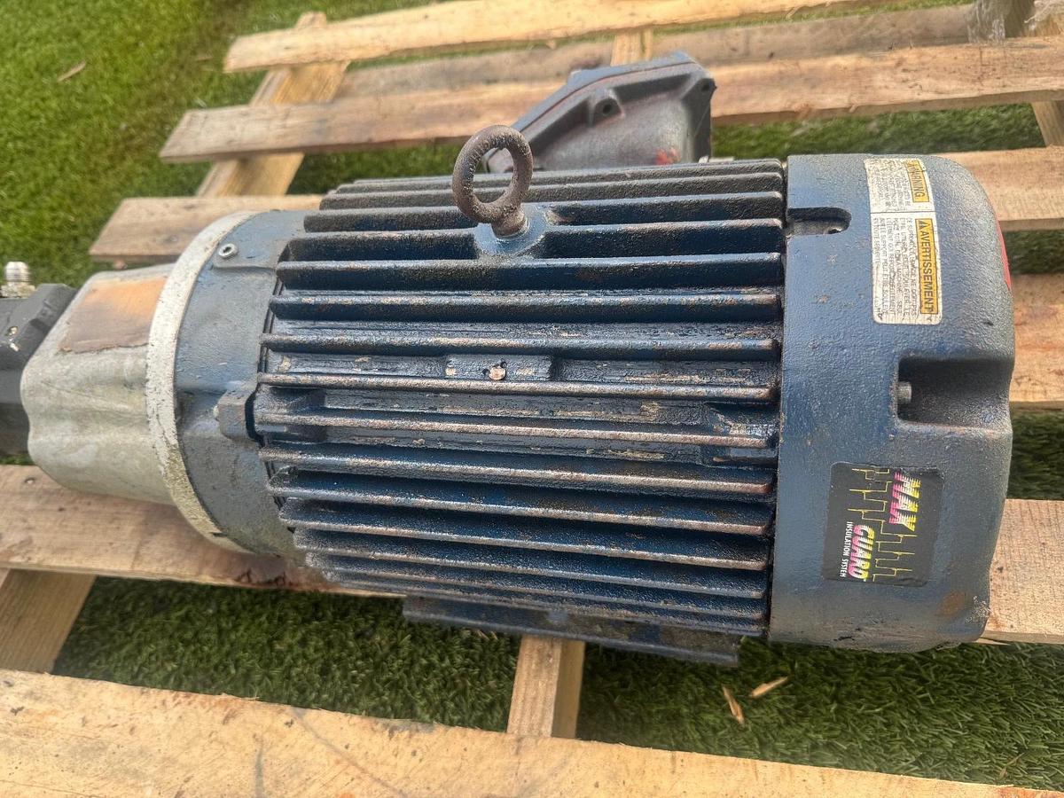 Used Brueninghaus A10VSO 10 DR Hydromatik Pump w/ BZ624000 TB3 Type Motor