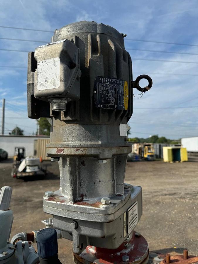 Used 400 Gal Pressure Vessel Mixing Tank, Baldor 3HP Motor Jacketed w Heet Sheets