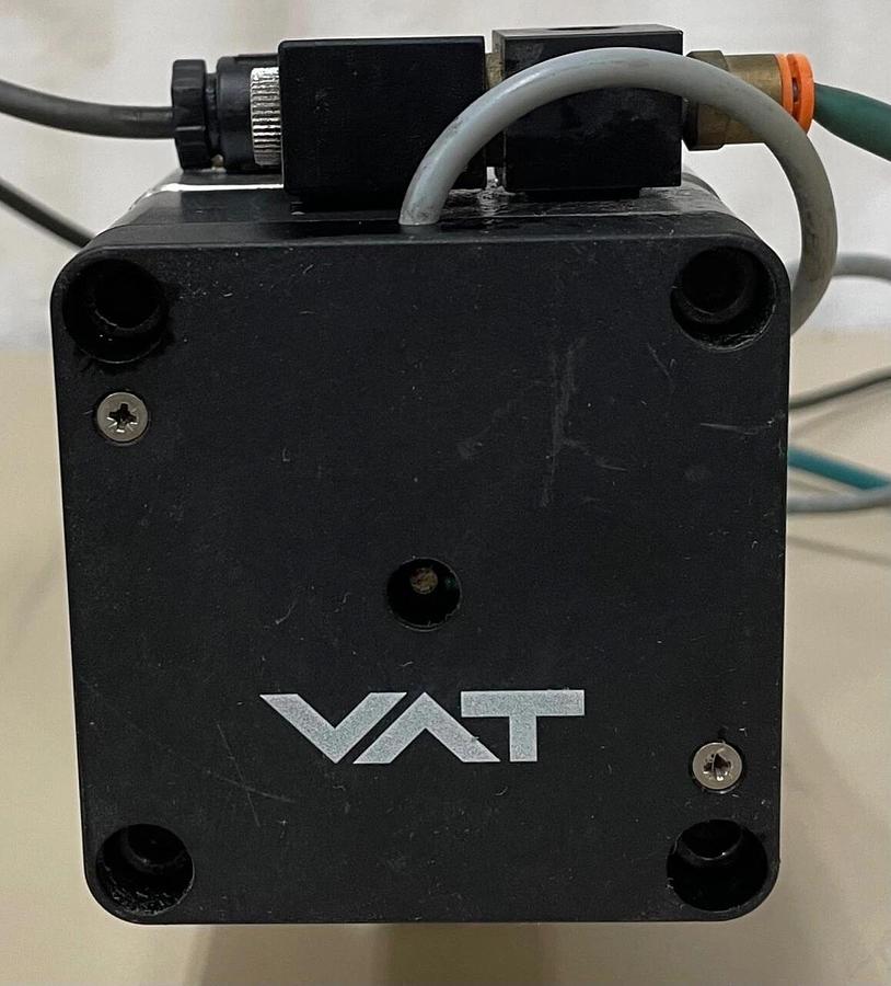 Used VAT 26434-KA41-0001/0584 Vacuum Angle Valve