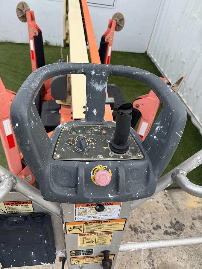 Used JLG T350 Towable Boom Lift, 34' 5" Height Capacity, 18' 9" Booming Capacity