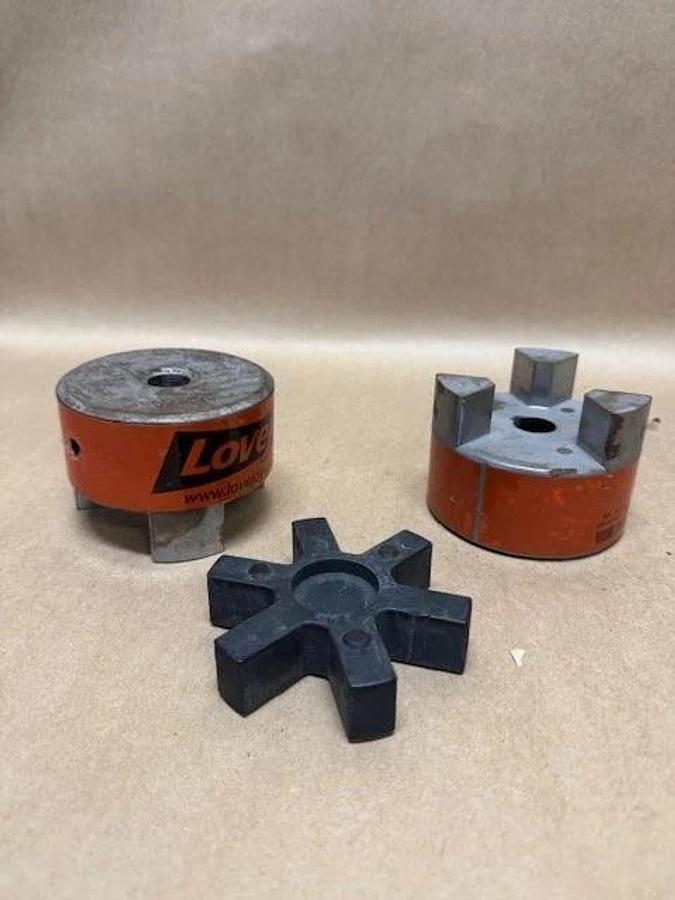 Used Lovejoy L-150 3-Pierce Jaw Coupling set (.750) 2 Half Couplings w/ Rubber Spider