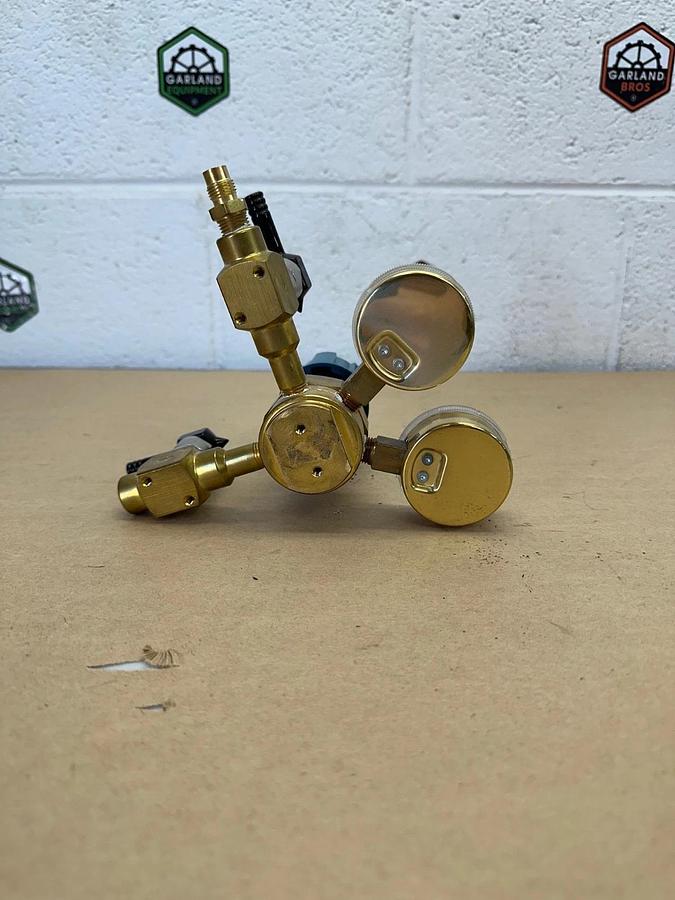 Used Airgas 5500203 Gas Regulator