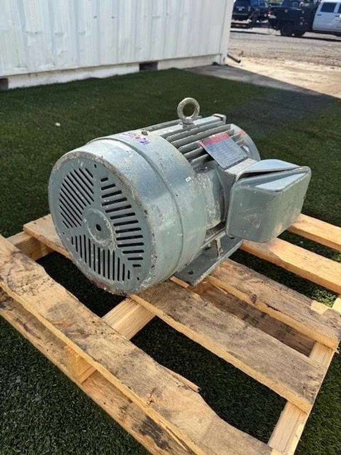 Used Tatung BBFC-HDA 15Hp Motor @ 3520RPM, 160M Frame, 240/480V