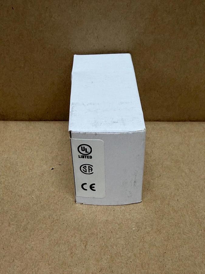 Used Fuji Electric AR22PL-210E3RZA 22mm 2 Position Selector Switch Red FACTORY SEALED