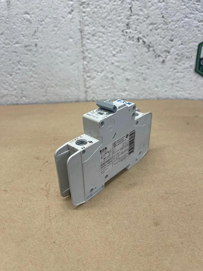 Used Eaton WMZT1C15 Circuit Breaker, 15 A, 1 Pole Unit, 50/60 Hz, 277 V