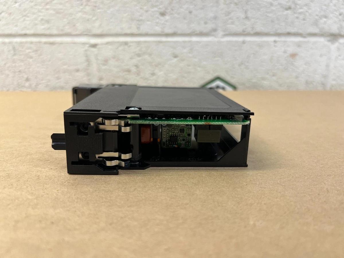 Used Allen Bradley 1756-OA8E ControlLogix 8 Point D/O Module