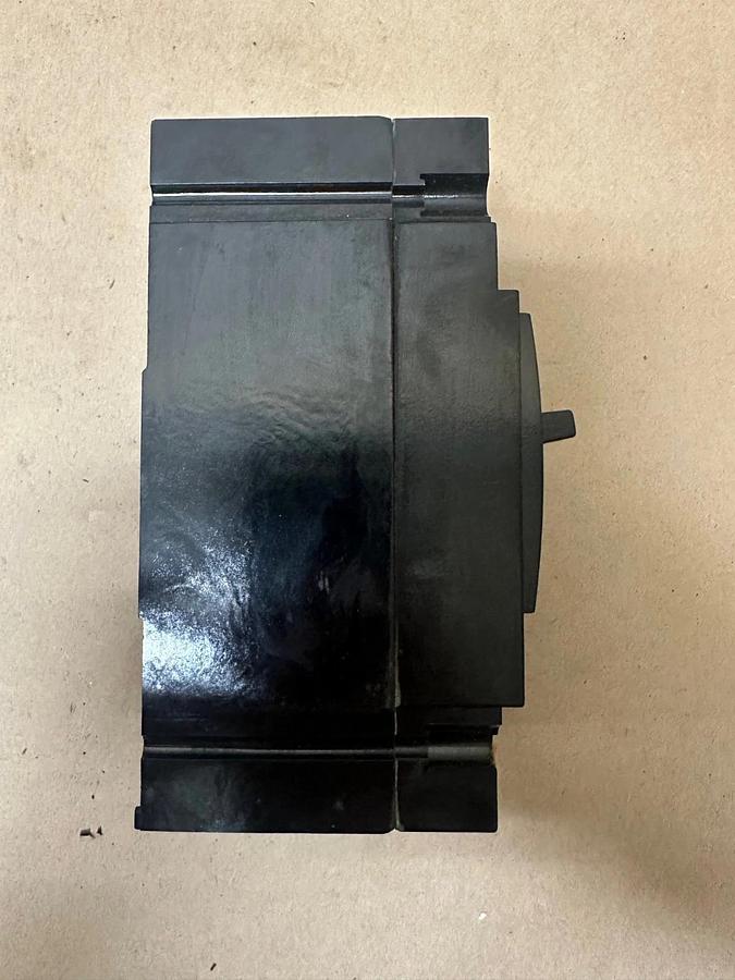 Used General Electric TED124070WL Circuit Breaker 70A *NEW*