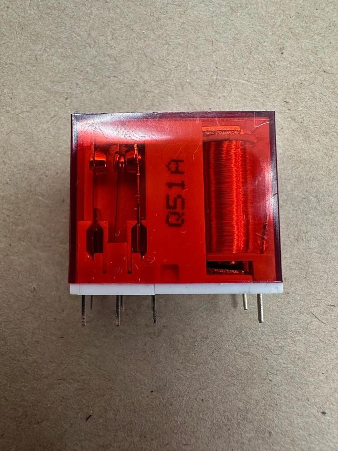 Used Allen Bradley 700-HPSXZ48 Control Relay *NEW*