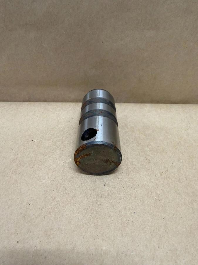 Total Source HY248465 Tilt Cylinder Mounting, Forklift Cylinder