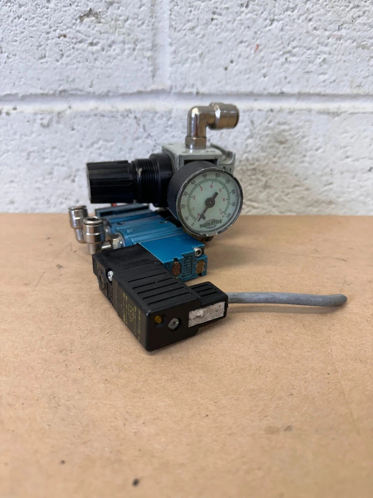 Used Numatics - R14R-02 - Pneumatic Regulator with MAC Solenoid Valve (DMB-DDAJ-1JB)