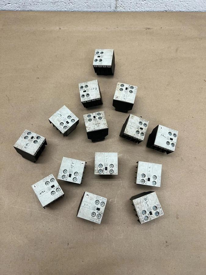 Used Eaton DIL-A-XHI20 Contact Block - Lot of 14