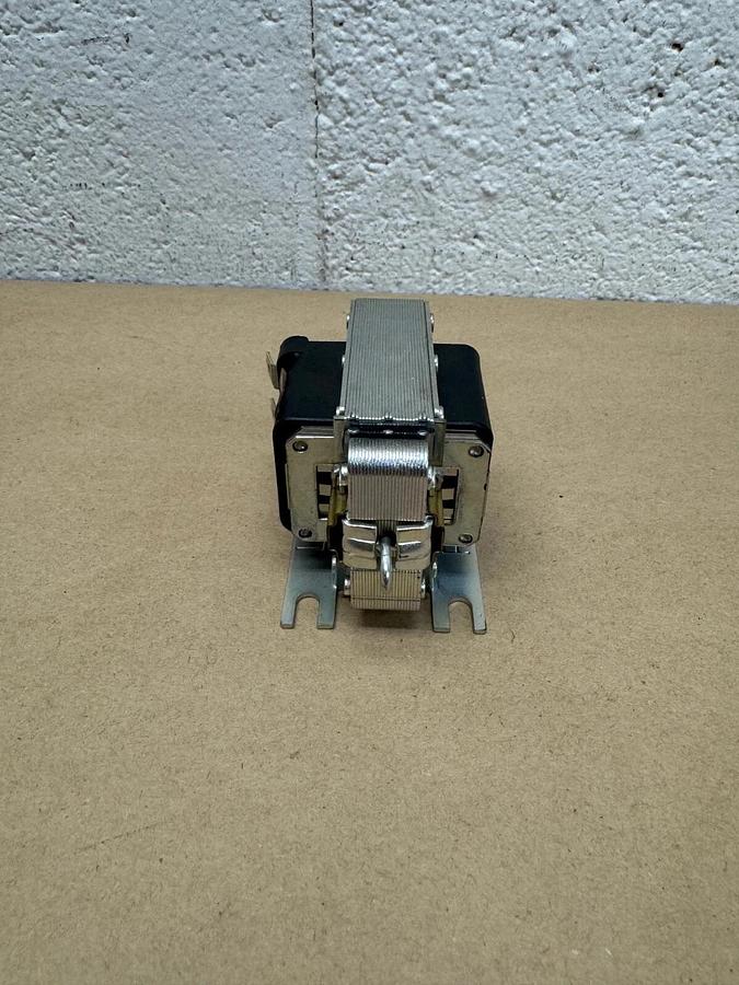 Used Dormeyer 110135-0014 Solenoid Overhead Door Motor/Break