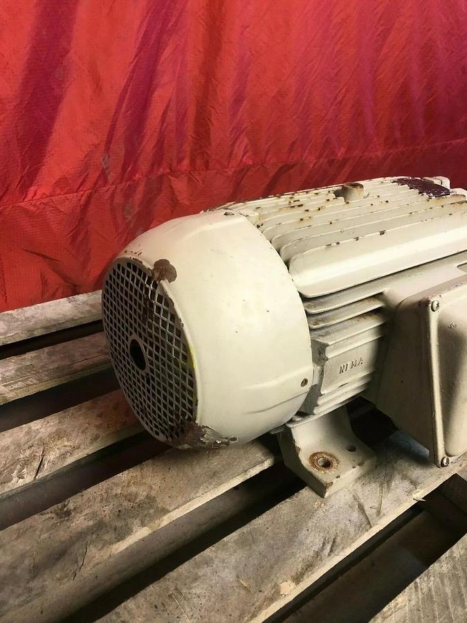 Used WEG 00509ES3EW254T, 3 HP, 865 RPM, Electric Motor, W254T Frame, 3 Phase