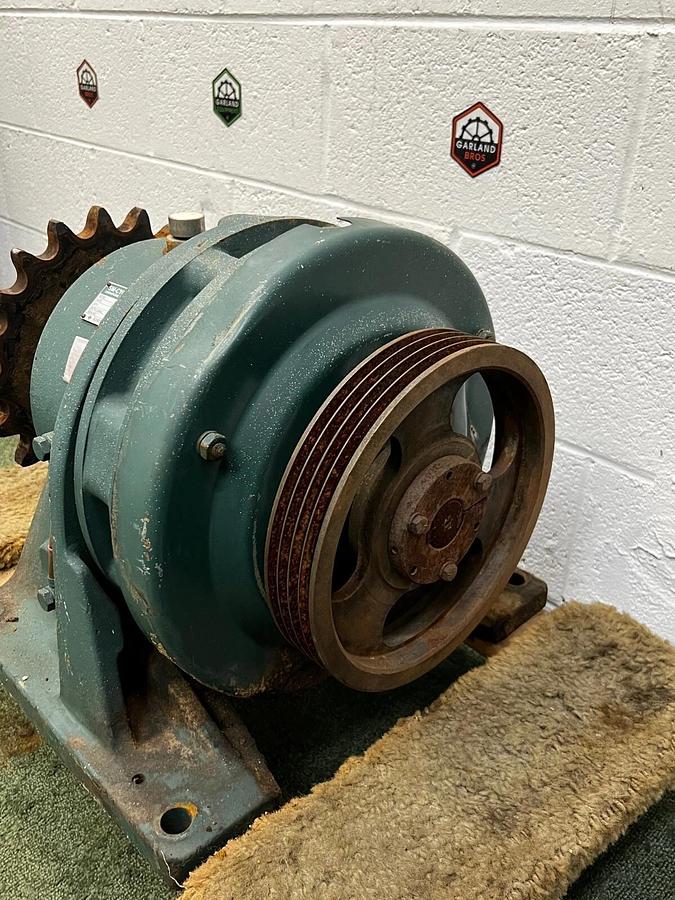 Used Sumitomo Cyclo CHHS4185Y-43 Speed Reducer/Gearbox Ratio 43:1 Output Torque 33000
