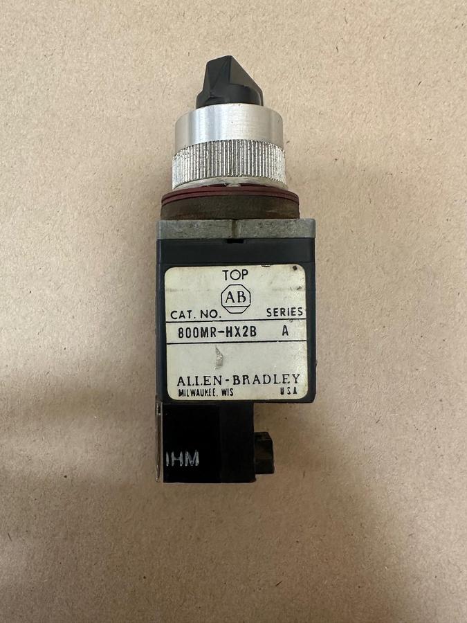 Used Allen Bradley 800MR-HX2B Industrial Control System w/ 800M-XA Contact Block