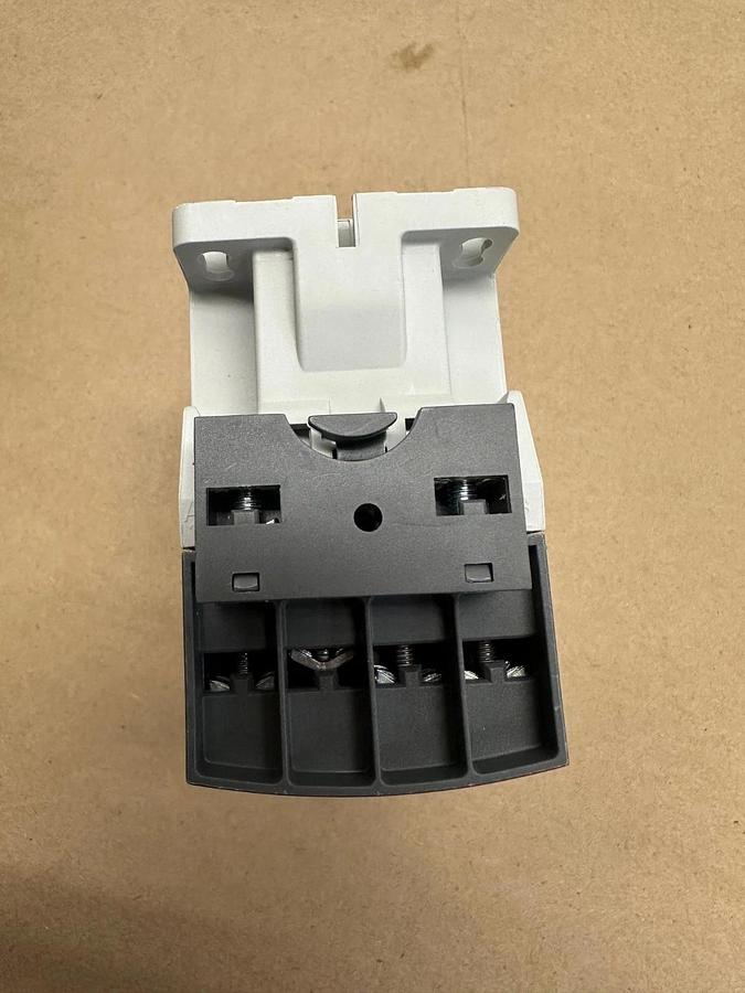 Used ABB 1SBL177201R1300 Contactor AF16-40-00-13 *NEW*