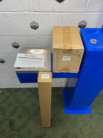 New - open box Global Industrial 761216 BL Outdoor Bottle Filling Station, Drinking Fountain