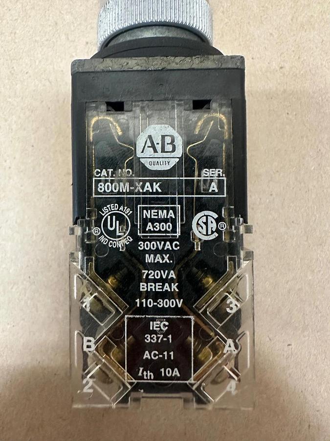 Used Allen Bradley 800MR-D6 Push Button Switch w/ 800M-XAK Contact Block
