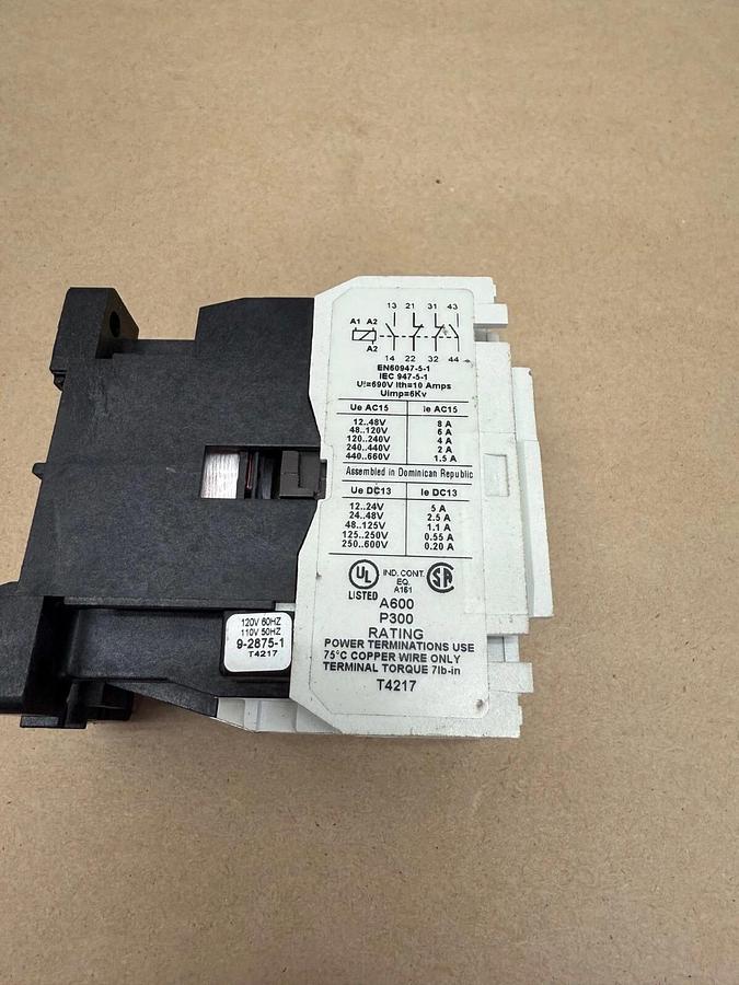 Used Eaton D15CR22 Relay, Series B1, 690V, 10A