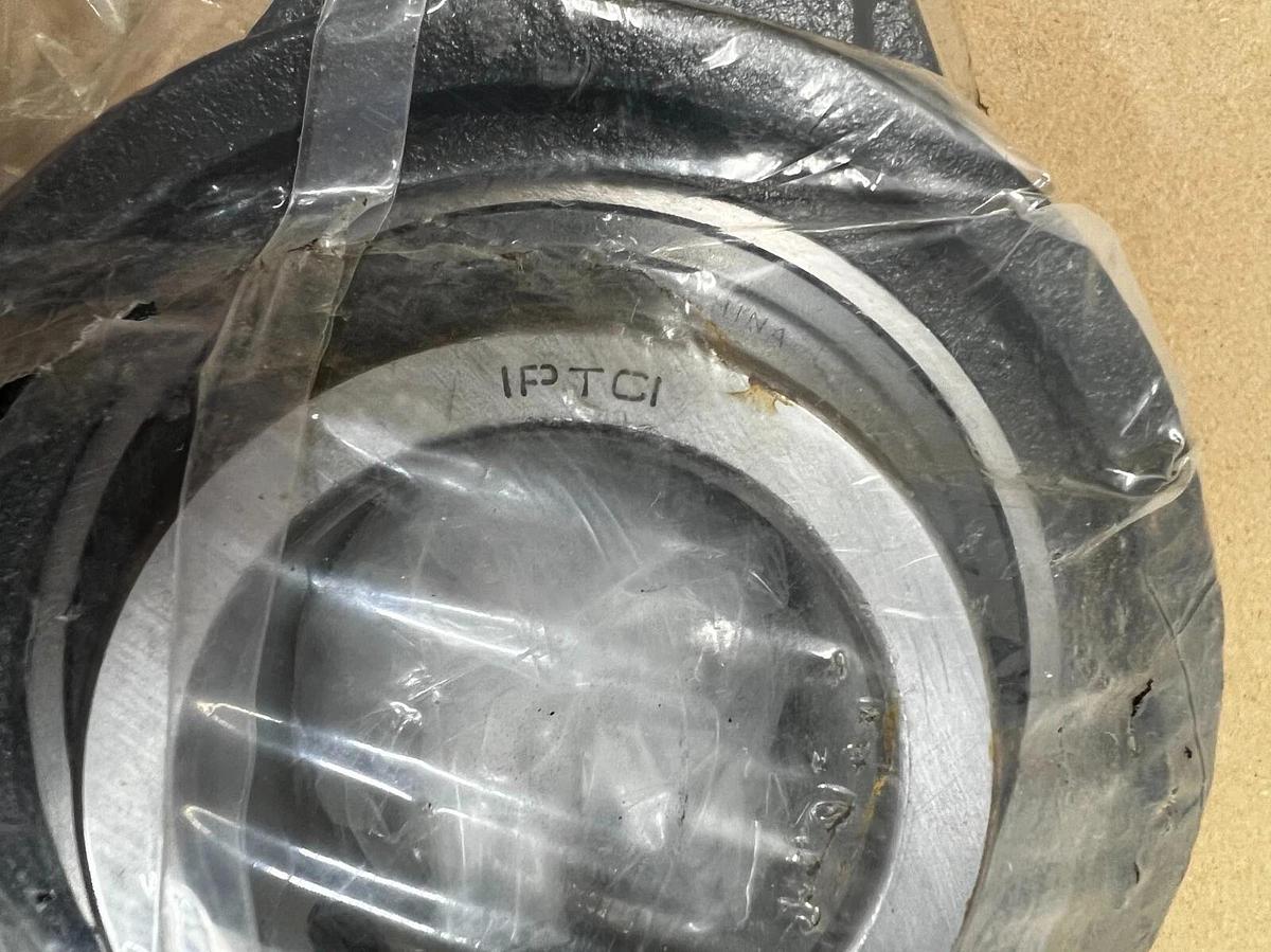 Used IPTCI UCX10-31 Bolt Flange Bearing
