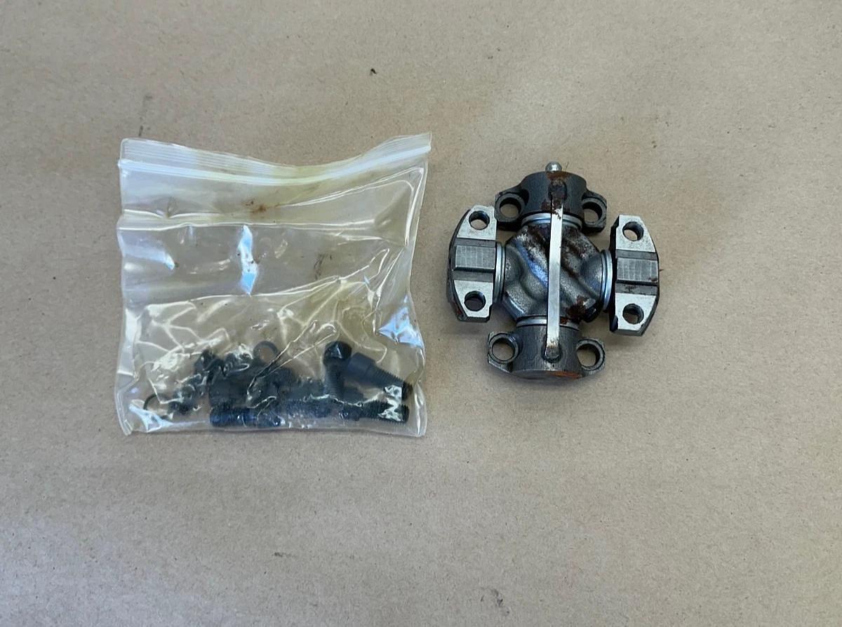 Used NeapCo 2060-YA U-Joint, Forklift *NEW*