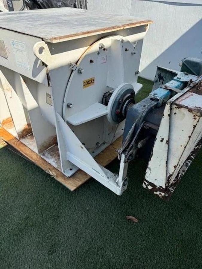 Used Western Pneumatics CFV-30 30X35 Rotary Airlock Feeder, Toshiba 7.5HP Motor