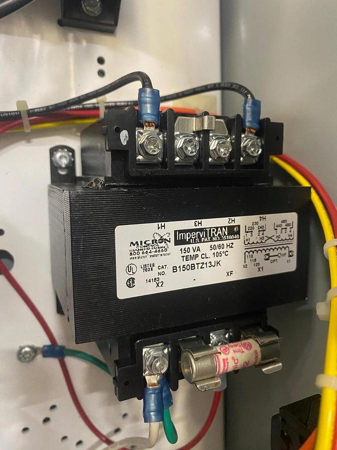 Siemens 17CUC92BF11 Non-Reversing Motor Starter, 30 Amp Fusible Amp Disconnect