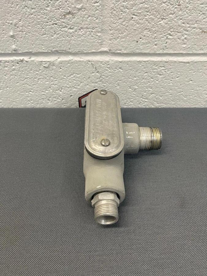 Used Appleton T37, 1” Conduit Body