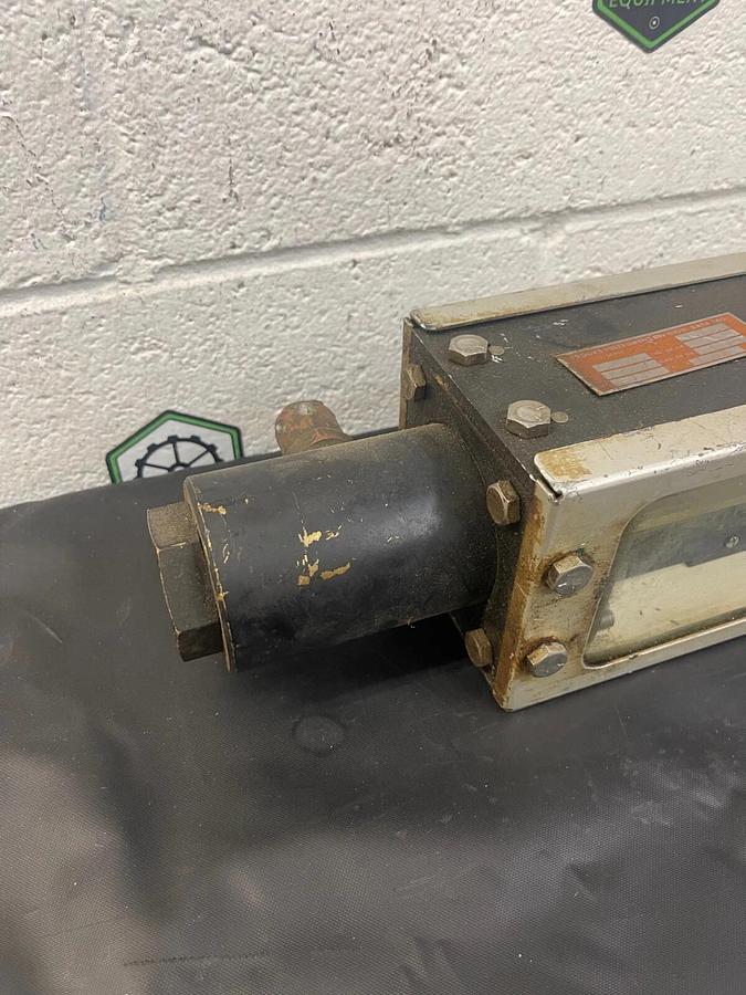 Used Brooks 110-10H301A Flow/Pressure Meter