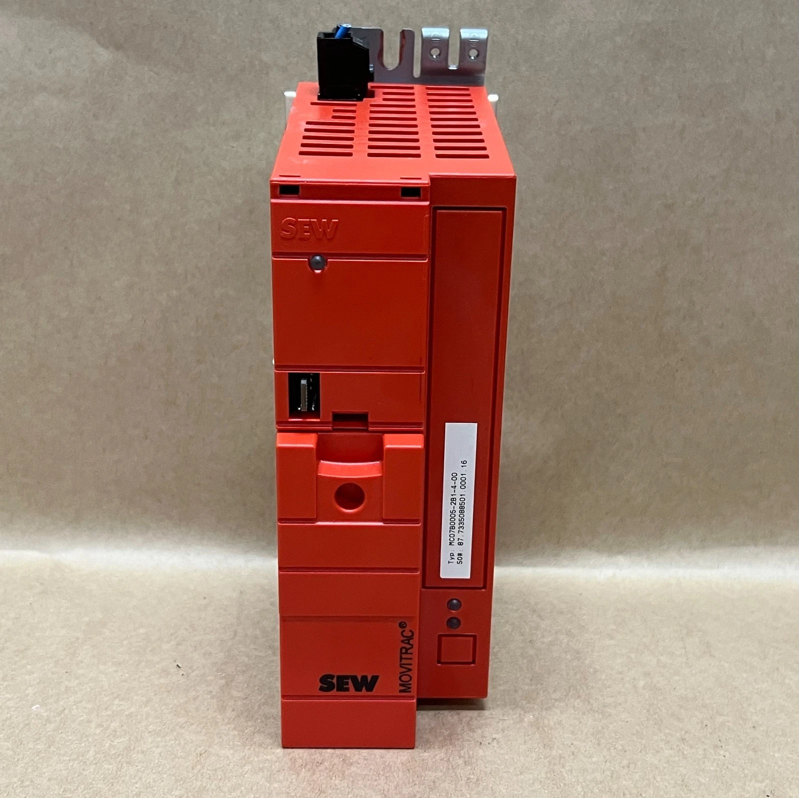 Used SEW Eurodrive MC07B0005-2B1-4-00 MOVITRAC B Inverter