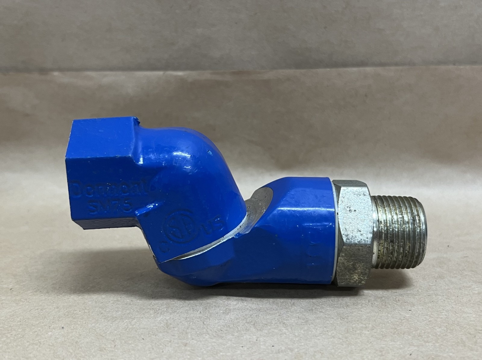 Used Dormont SM75 Gas Hose Swivel Connector, 3/4" Fittings