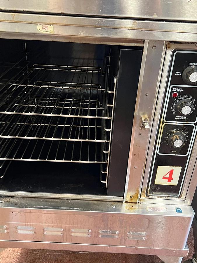 Used Blodgett DFG-50 Double Half Size Convection Oven