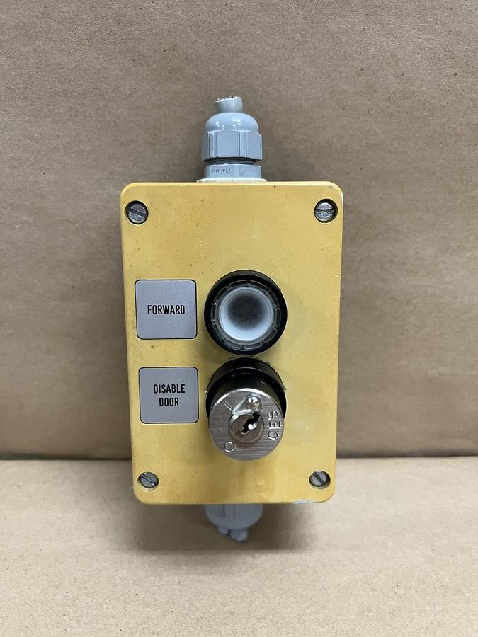 Used Siemens 3 SB 180.-2 Push-Button Control Station