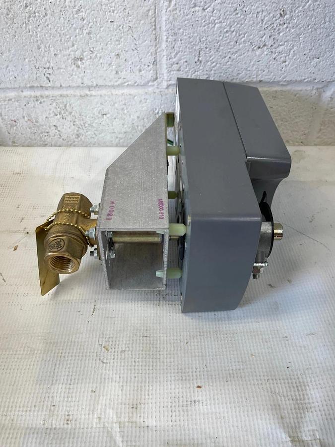 Johnson Controls M9216-AGA-2 Actuator 140 IN-LB (16 Nm) 24 VAC