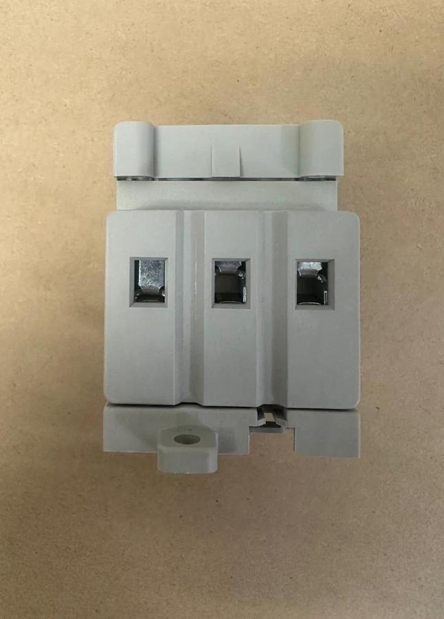 Allen Bradley 194E-E32-1753-6N Ser B Switch Disconnector, No Knob