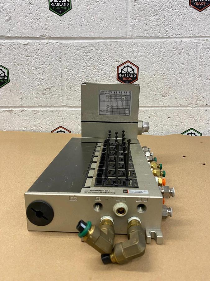 Used SMC IN313-DN1 Serial Interface Unit W/7 Valve Stations ( No Solenoid Valves)