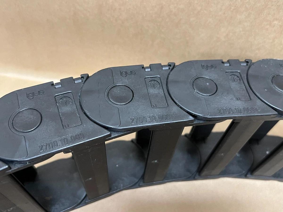 Used igus 2700.10.063 Cable Chain