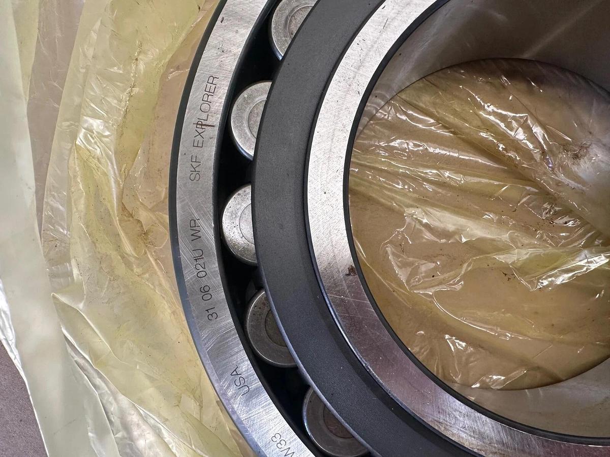 SKF 22230 CCK/C3W33 Spherical Roller Bearing