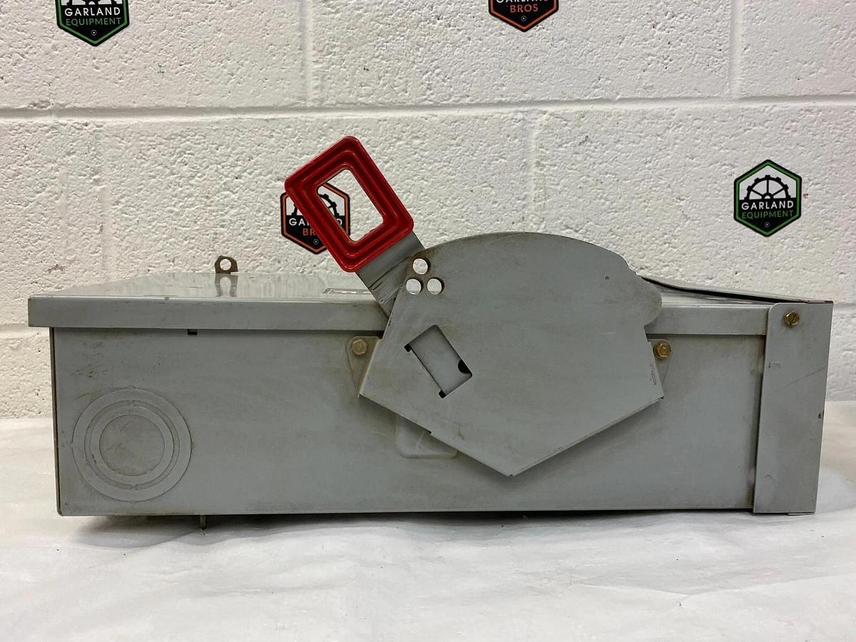 Used General Electric THN3362R Safety Switch Type 3R Enclosure 600V Model: 10 60A
