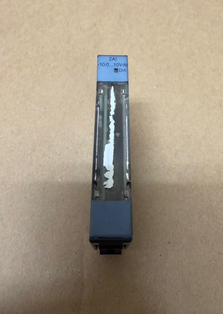 Used Eaton XN-2AI-U(-10/0…+10VDC) Output Module