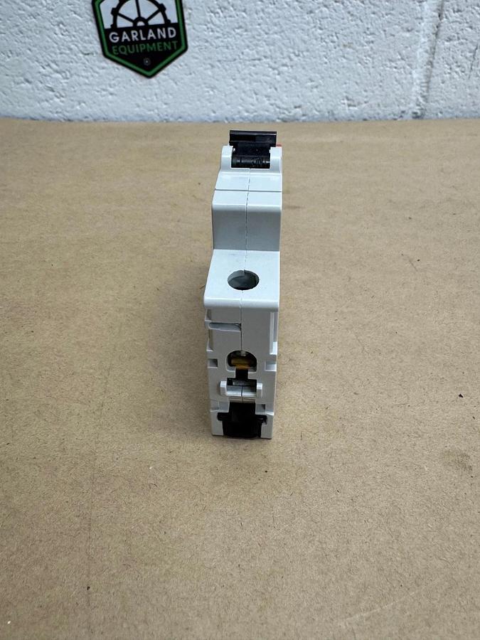 Used ABB S201-D32 Single Pole Circuit Breaker, 9-pack *NEW*