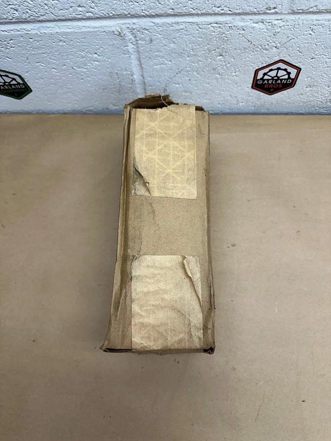 Used Cooper Crouse Hinds LR777 Conduit, 2-1/2 Inch *NEW SEALED PACKAGING*