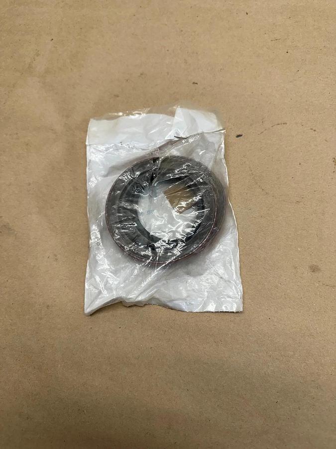 Used Hyster 79389 Seal - Lot of 2 *NEW*