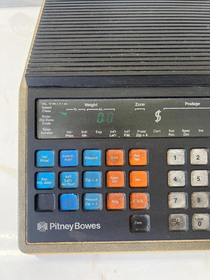 Used Pitney Bowes A510 Postal Scale
