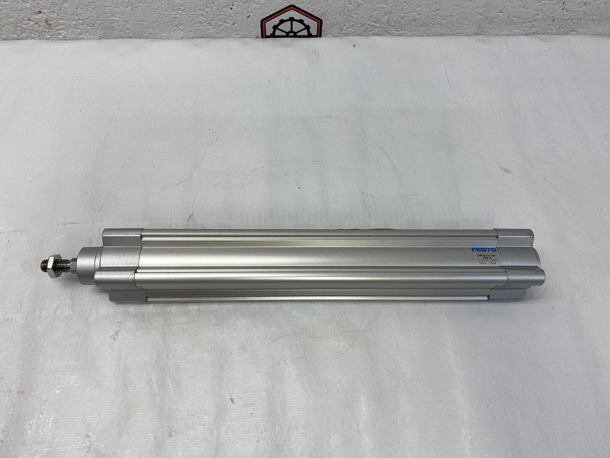 Used Festo DNCB-32-225-PPV-A 532723 Cylinder