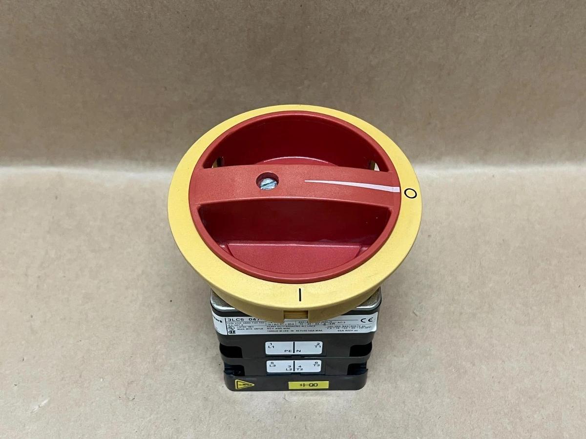 Used Siemens 3LC5 047-1TB53 Disconnect Control Switch