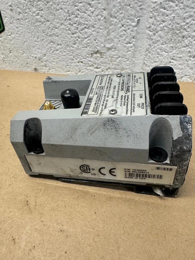 Used Ingersoll Rand 1X35869 2 Wire Vibration Transmitter, 4-20mA, 12-35 VDC, 200 mV