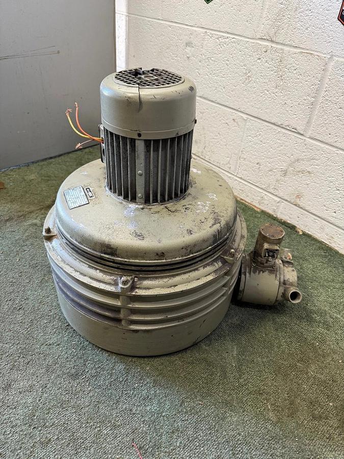 Used Rietchle CEV 3709-D3 Vacuum Pressure Pump