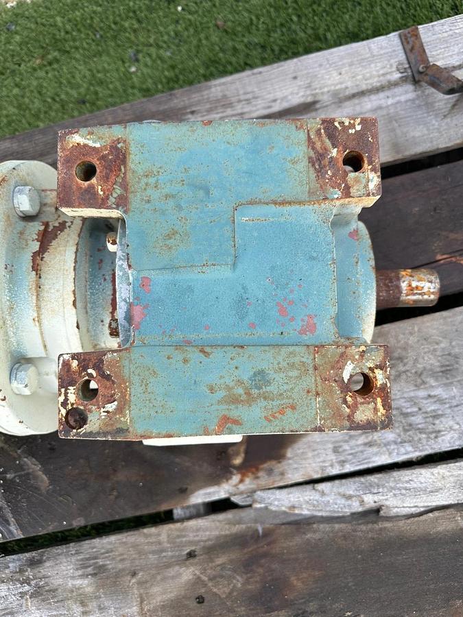 Used Quantis HB482CN180TC 8.29:1, 9.8Hp, 1750RPM Gearbox, 5Hp Motor @ 1735RPM 3Ph