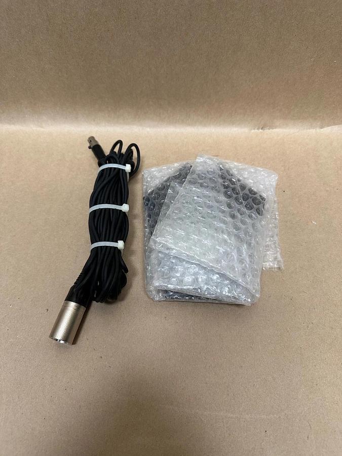Tandberg AT871UG Microphone with Cable *NEW*
